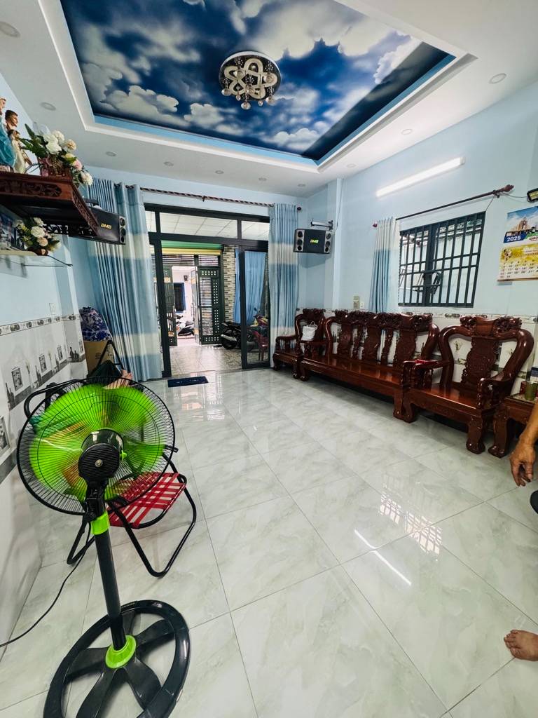 Bán nhà 3 tầng BTCT, 78m², hẻm xe hơi Vườn Lài, hẻm thông, giá chỉ 6.49 tỷ